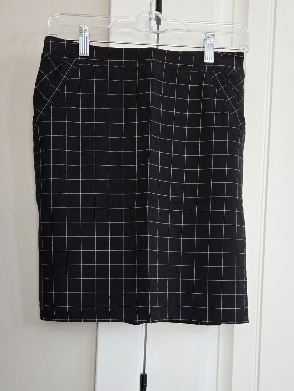 Skies Are Blue Black Pencil Skirt with White Grid